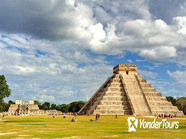 Private Tour to Chichen Itza, Valladolid and Ik Kil Cenote with Lunch