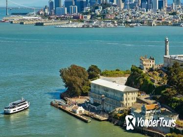 Viator Exclusive: Alcatraz and Aquarium of the Bay Combo Pass