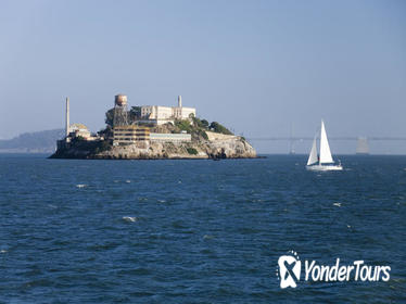 Alcatraz Admission and Small-Group Craft Brews and Bike Tour in San Francisco