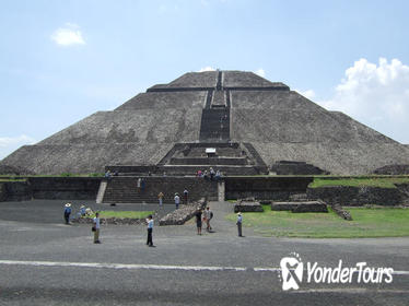 Small-Group Tour: Early Access Teotihuacan