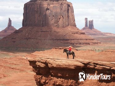 Monument Valley Tour from Sedona