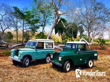 Full-Day Expedition To Uxmal and Ride In A Vintage Land Rover