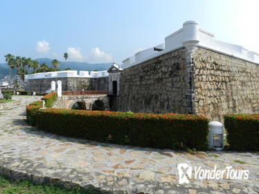 Full-Day Acapulco History Tour With Fort of San Diego and Divers Show