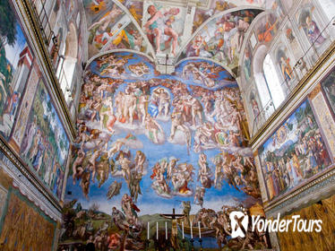 Viator VIP: Sistine Chapel Private Viewing and Small-Group Tour of the Vatican's Secret Rooms